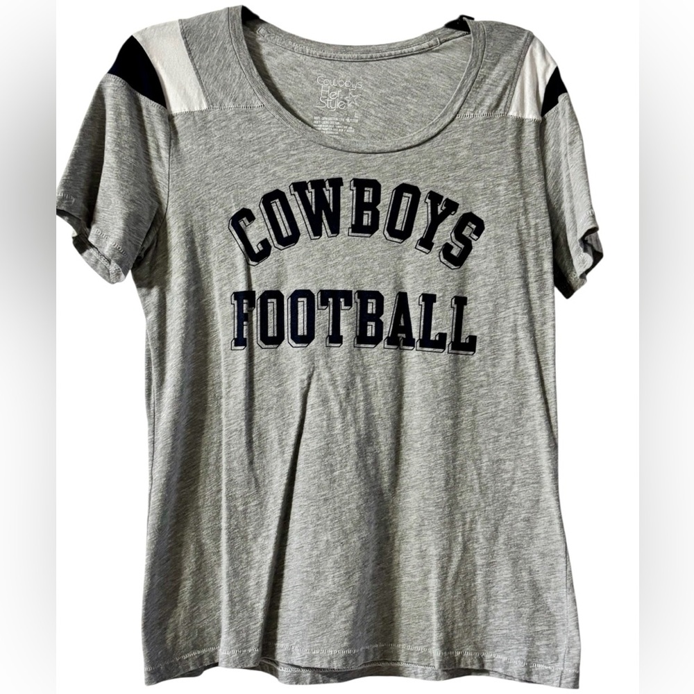 Cowboys Football Grey Graphic Tee